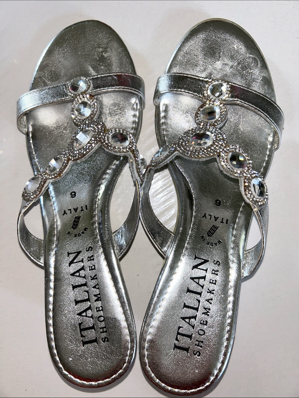 NWOB Italian Shoemakers Mystify Silver Bejeweled T-Strap Thong Sandals